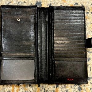 Tumi leather long credit card holder/ wallet